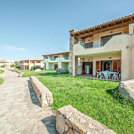 Stunning In With Kitchen Appartamento Golfo Aranci